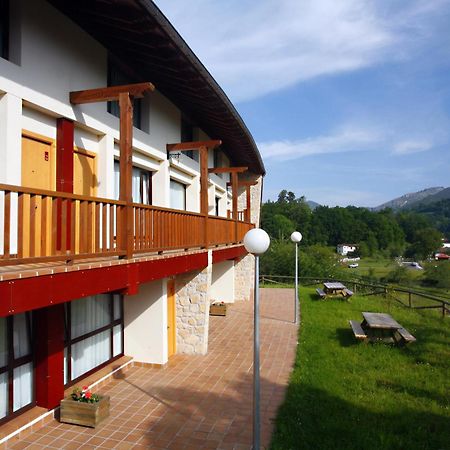 Apartamentos Aldea Del Puente Cangas de Onis Bagian luar foto