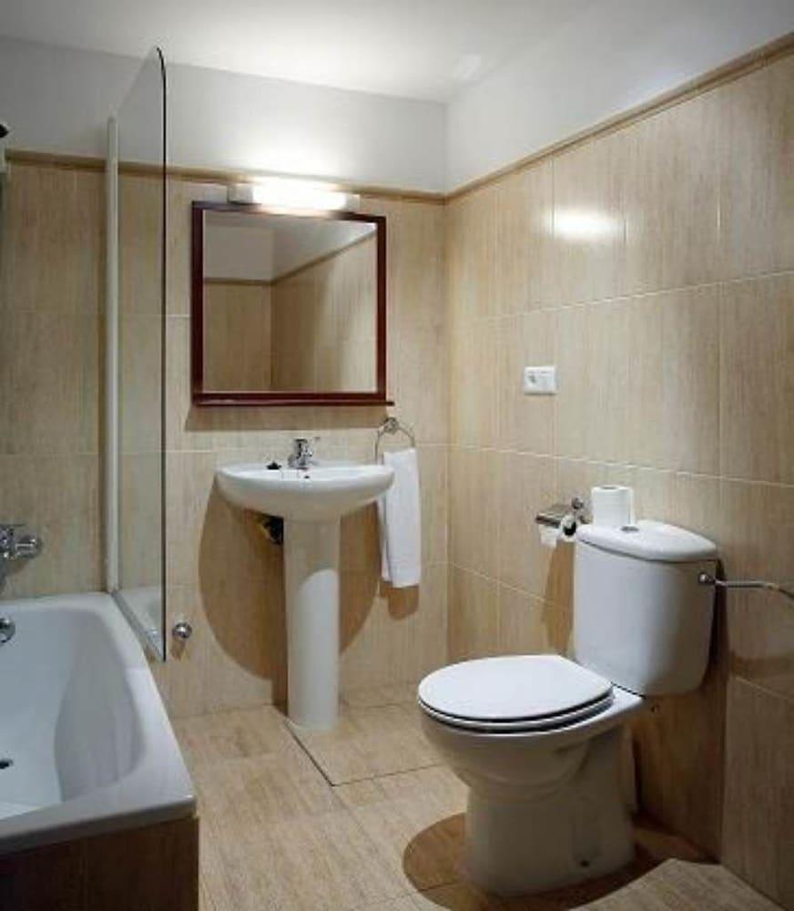 Apartamentos Aldea Del Puente Cangas de Onis Bagian luar foto