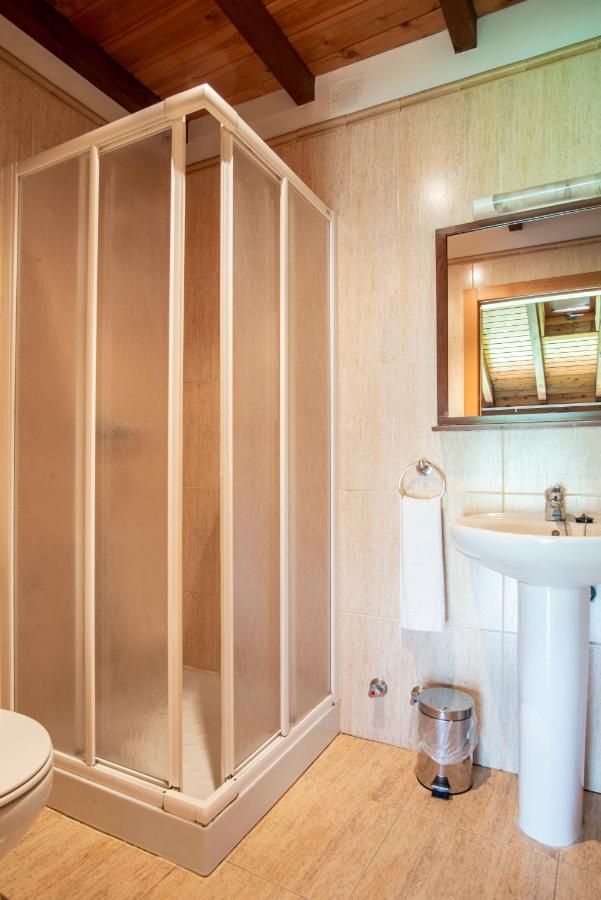 Apartamentos Aldea Del Puente Cangas de Onis Bagian luar foto