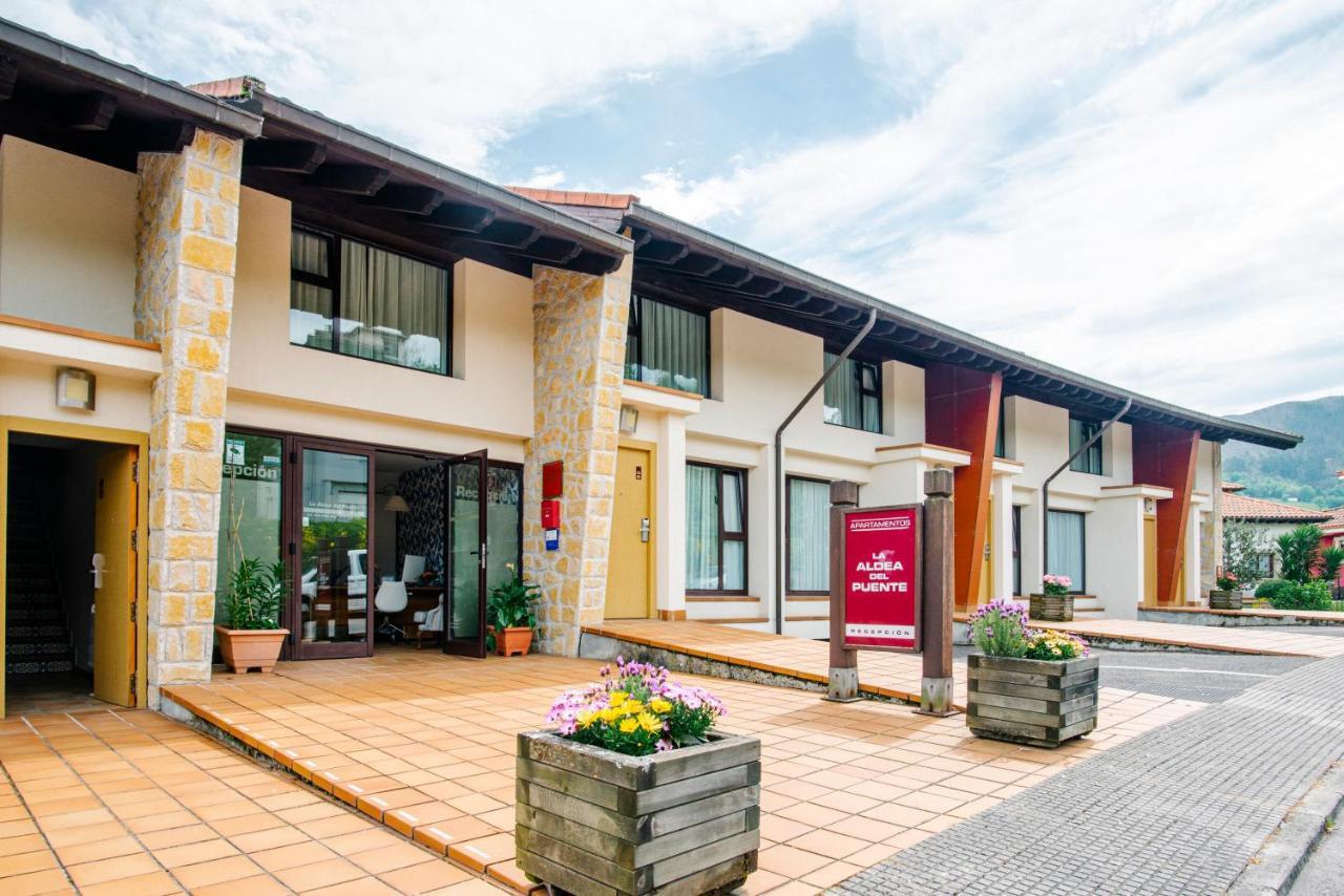 Apartamentos Aldea Del Puente Cangas de Onis Bagian luar foto